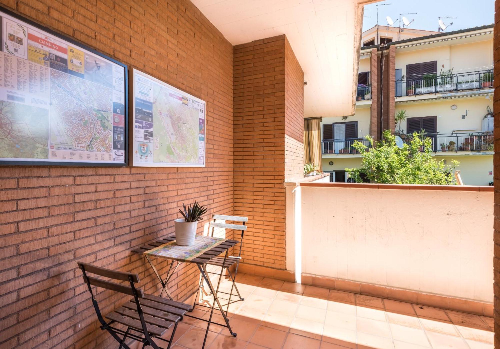 Travelershome Ciampino Suite Eksteriør billede