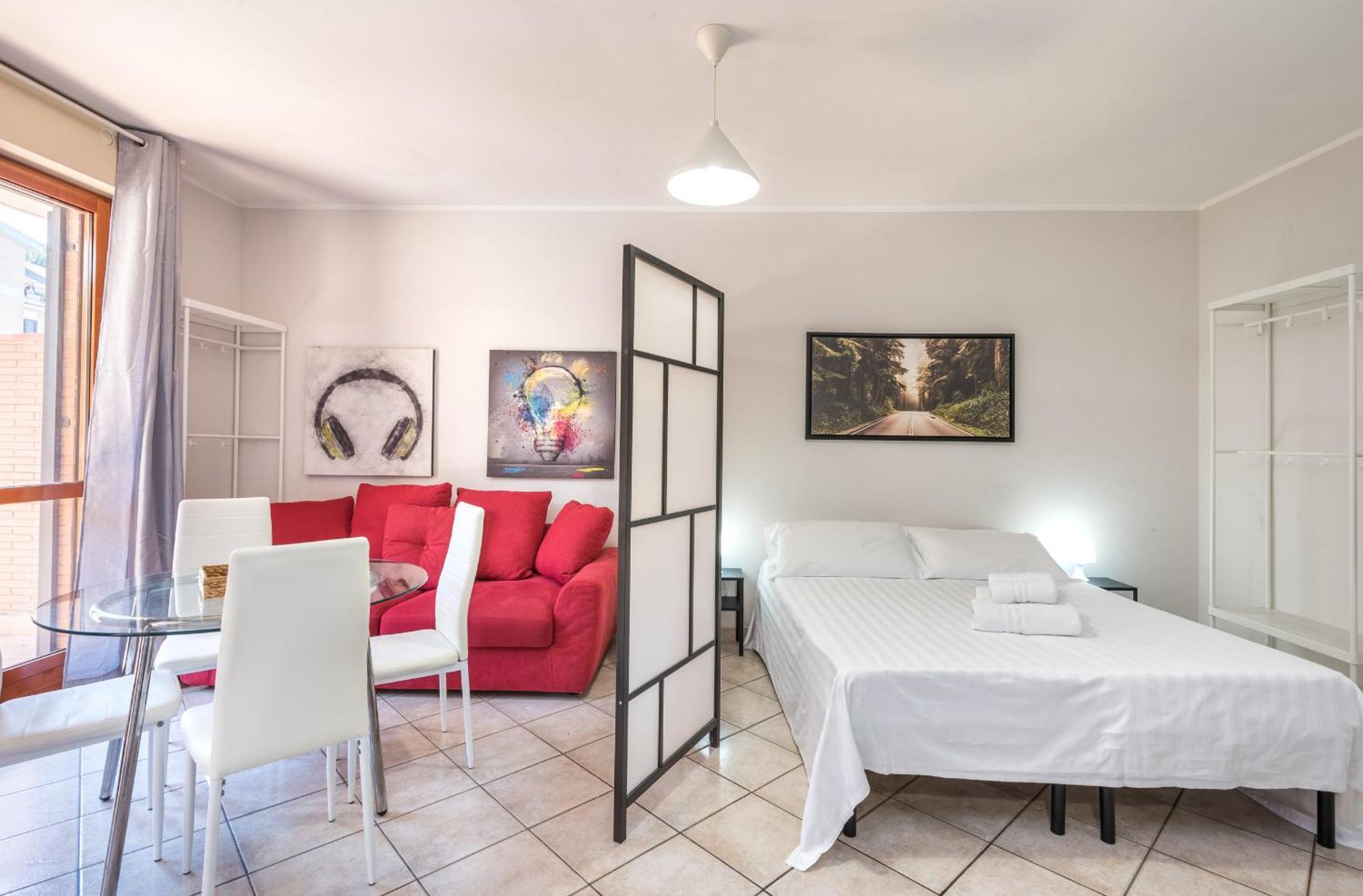 Travelershome Ciampino Suite Eksteriør billede